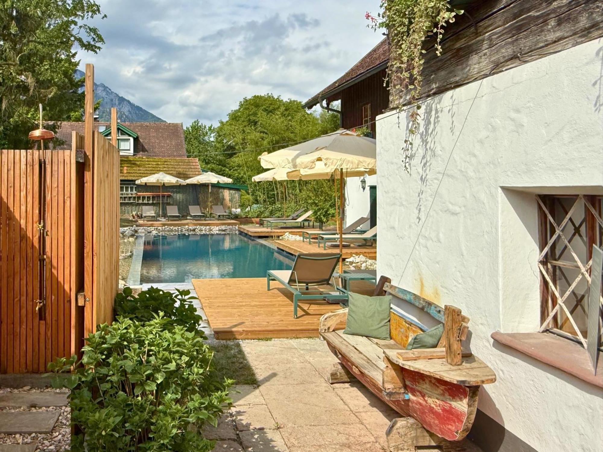 Der Schlosswirt Zu Anif - Biedermeierhotel Und Restaurant Kültér fotó